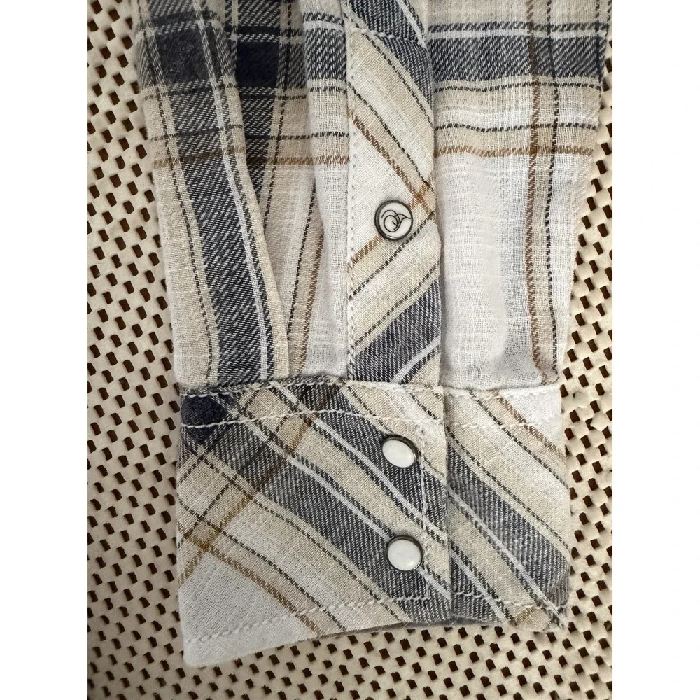 BKE Mens Western Style Lightweight Flannel Shirt Size L Pearl Snap The Buckle